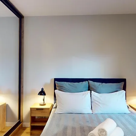 Z Tarasem I Widokiem Na Rzeke Wroapart-pl - With Terrace And River View Wroapart Wroclaw