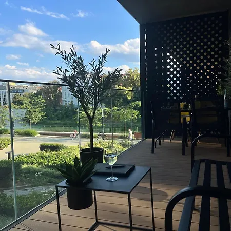 Daire Z Tarasem I Widokiem Na Rzeke Wroapart-pl - With Terrace And River View Wroapart *