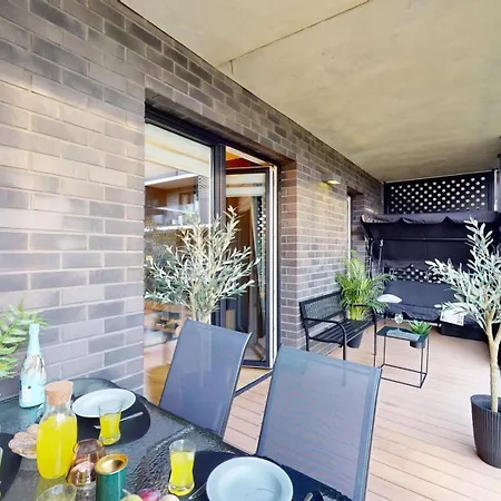 Appartement Z Tarasem I Widokiem Na Rzeke Wroapart-pl - With Terrace And River View Wroapart