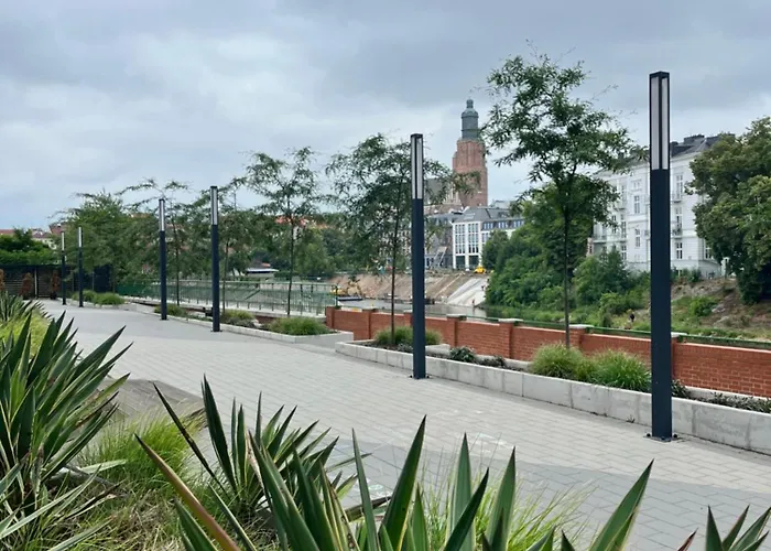 Z Tarasem I Widokiem Na Rzeke Wroapart-pl - With Terrace And River View Wroapart Апартаменты